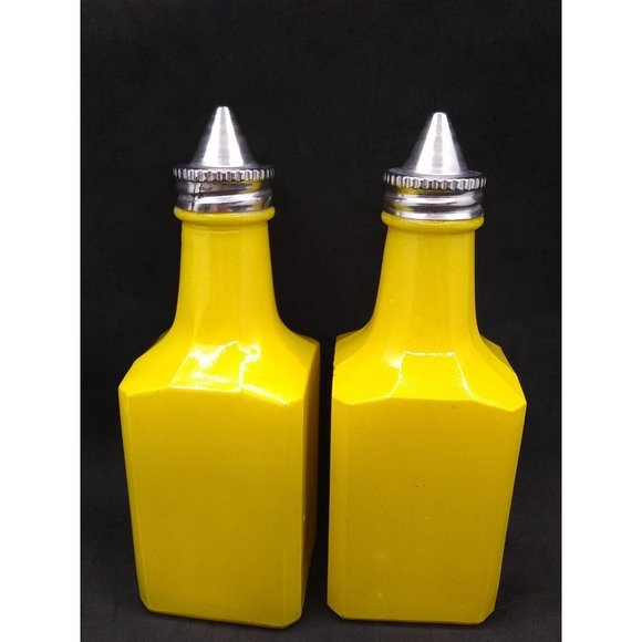 Vintage Retro set of 2 GEMCO USA  Oil & Vinegar yellow glass cruet bottles READ - Picture 1 of 12